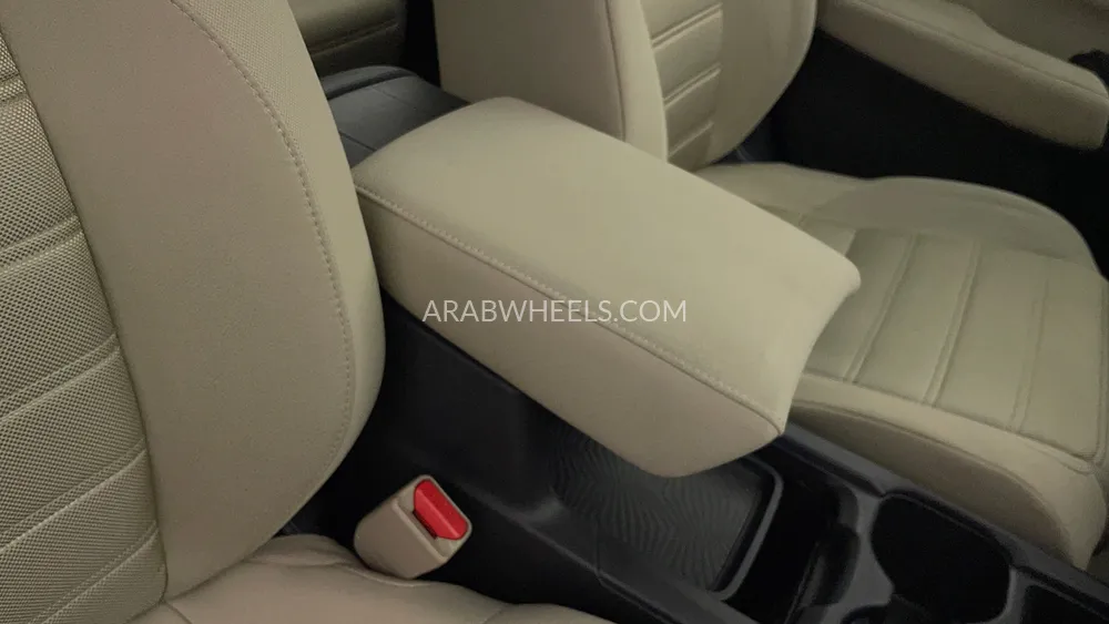 Honda CR-V 2019 for Sale in Dubai Image-39