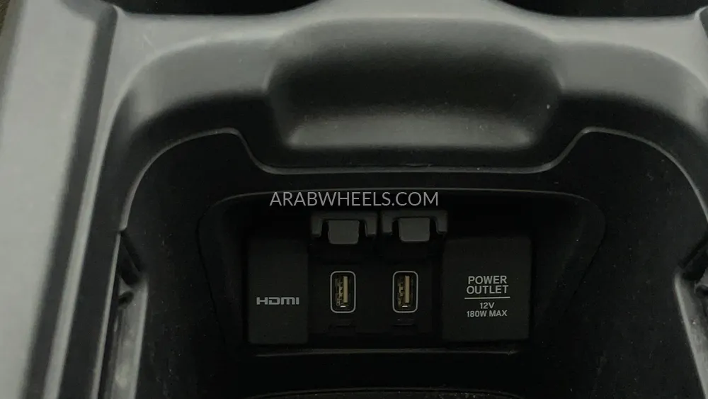 Honda CR-V 2019 for Sale in Dubai Image-49