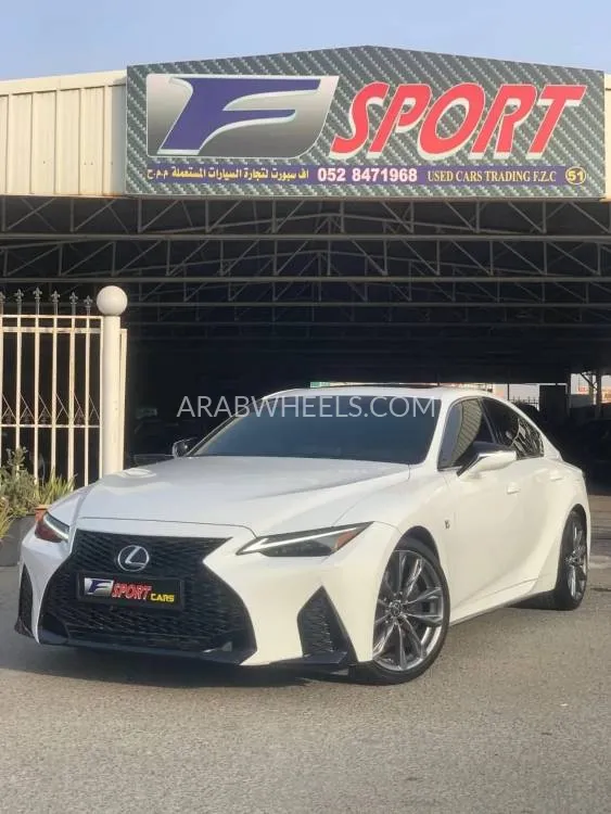 Lexus IS 2022 for Sale in Ajman Image-3