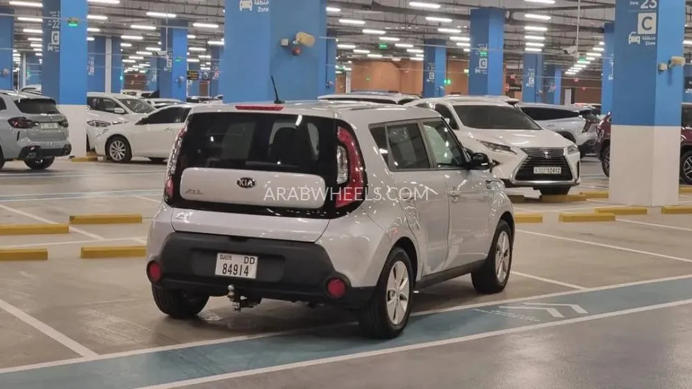 Kia Soul 2016 for Sale in Sharjah Image-4