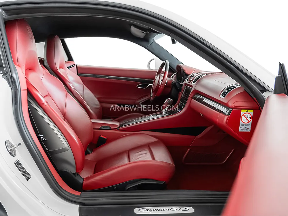 بورشه كايمان 2015 for Sale in دبي Image-8