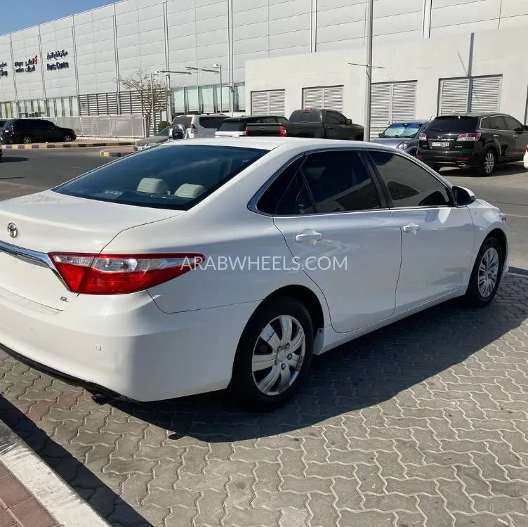 Toyota Camry 2017 for Sale in Sharjah Image-5