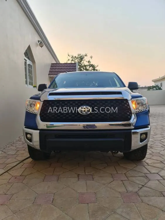 Toyota Tundra 2016 for Sale in Sharjah Image-2