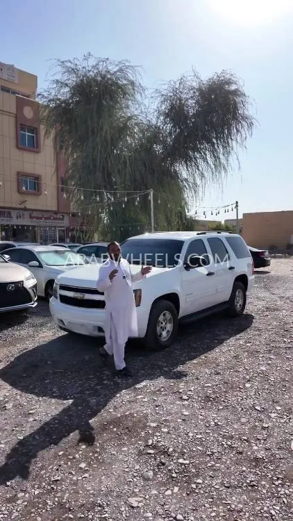 Chevrolet Tahoe 2011 for Sale in Ras Al Khaimah Image-3