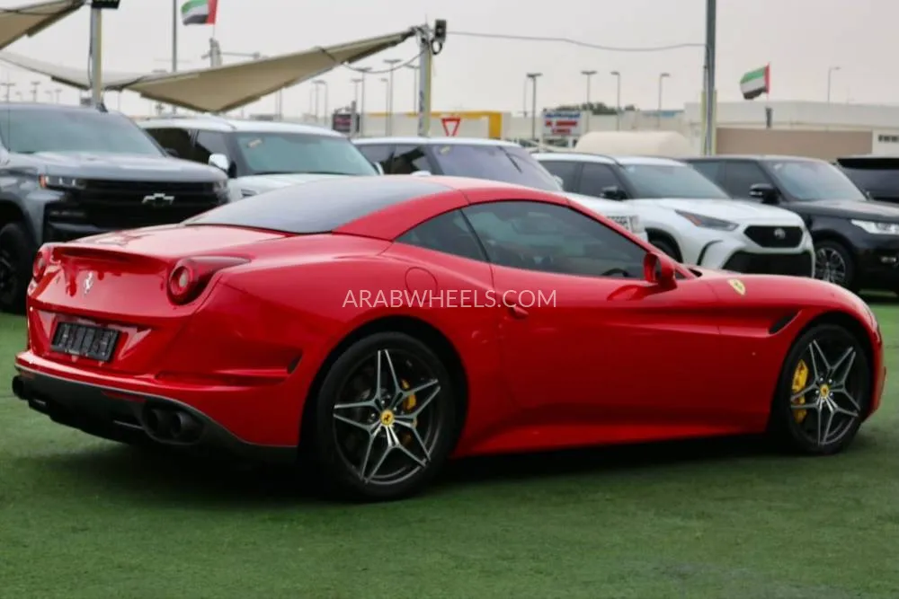 فيراري كاليفورنيا تي 2017 for Sale in الشارقة Image-4