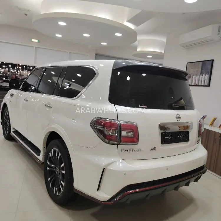 Nissan Patrol 2016 for Sale in Sharjah Image-4