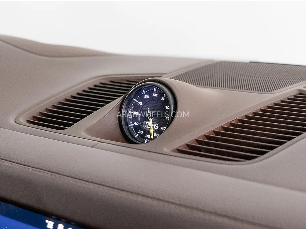 Porsche Cayenne 2020 for Sale in Dubai Image-15