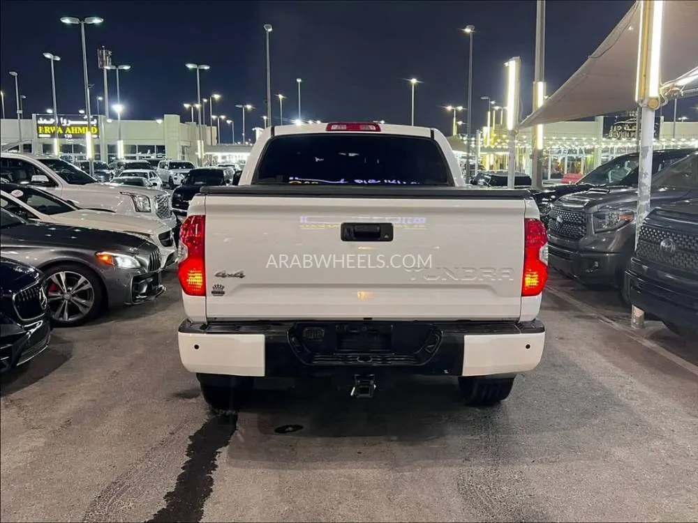 Toyota Tundra 2014 for Sale in Sharjah Image-5