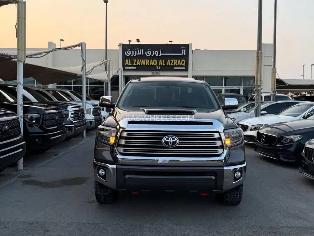 تويوتا تندرا 2017 for Sale in الشارقة Image-2