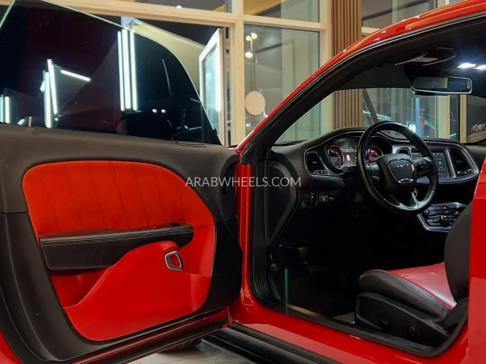 Dodge Challenger 2017 for Sale in Fujairah Image-8