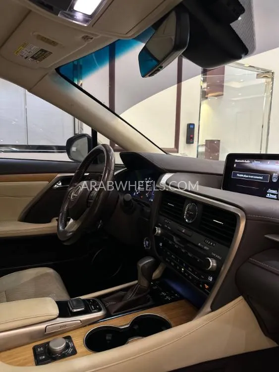 لكزس RX 2019 for Sale in الفجيرة Image-9