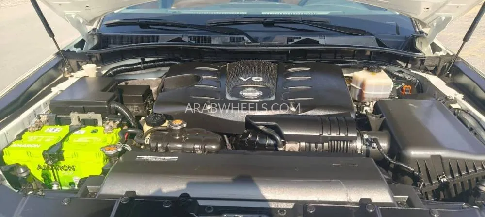 Nissan Patrol 2018 for Sale in Sharjah Image-8