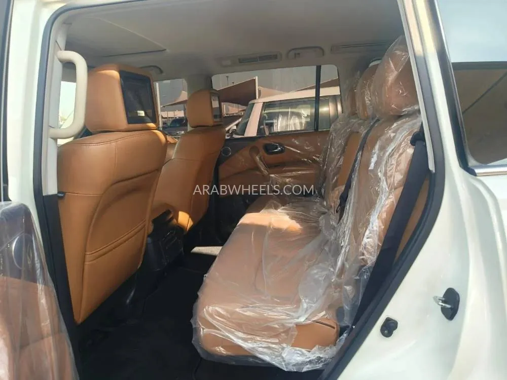 Nissan Patrol 2018 for Sale in Sharjah Image-15