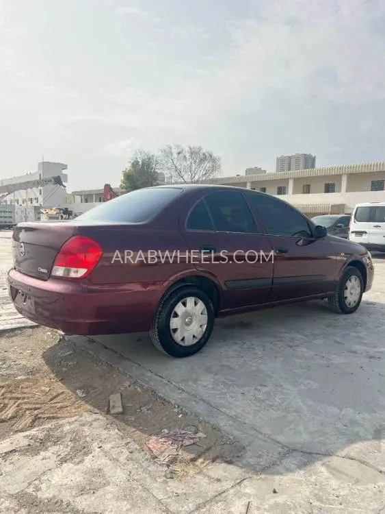 Nissan Sunny 2011 for Sale in Sharjah Image-10