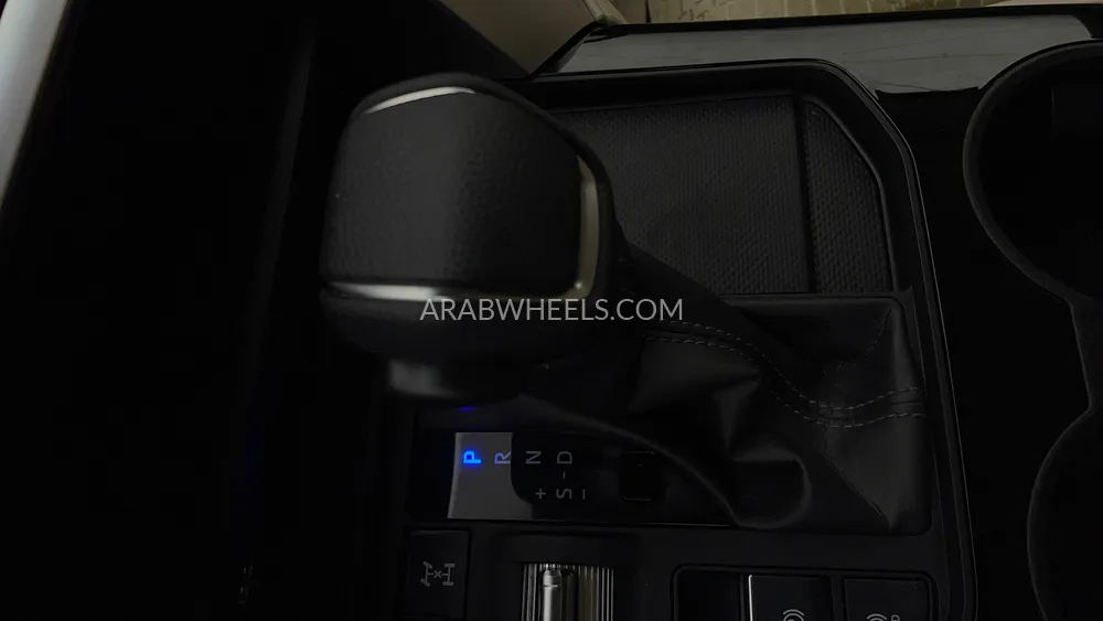 تويوتا لاند كروزر 2024 for Sale in دبي Image-18