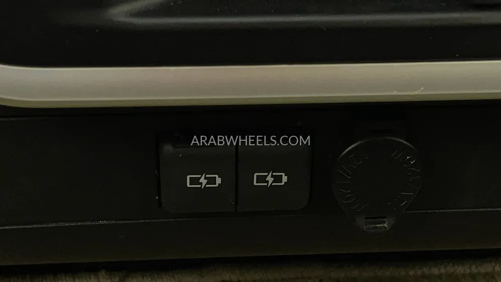 تويوتا لاند كروزر 2024 for Sale in دبي Image-52