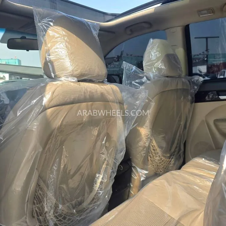 Kia Sorento 2015 for Sale in Sharjah Image-8