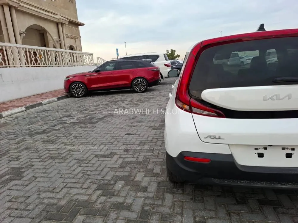 Kia Soul 2022 for Sale in Ajman Image-9