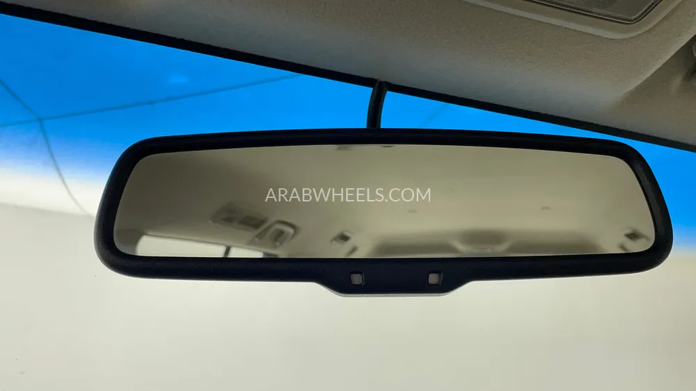 ميتسوبيشي باجيرو 2017 for Sale in دبي Image-34