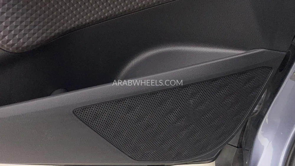 Toyota C-HR 2023 for Sale in Dubai Image-23