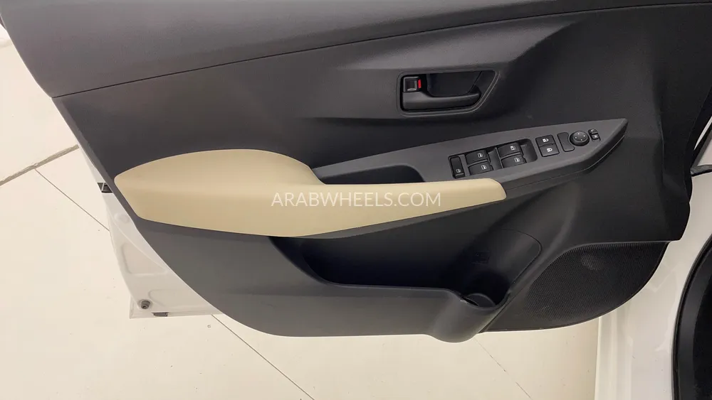 Toyota Yaris 2024 for Sale in Dubai Image-18