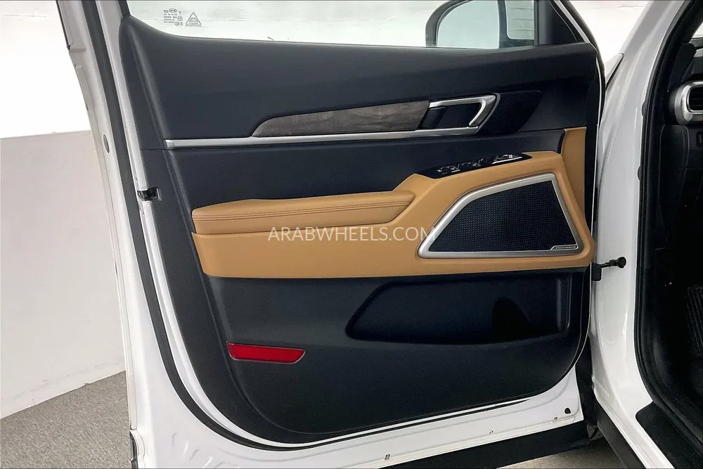 Kia Telluride 2020 for Sale in Sharjah Image-19