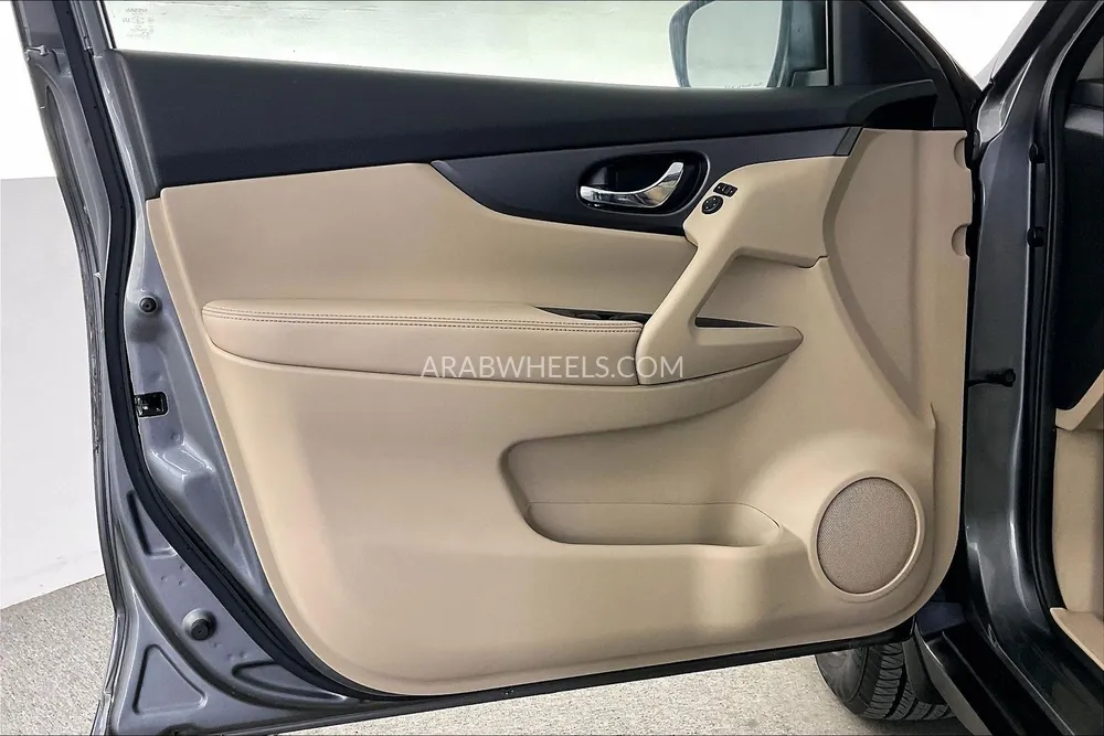 Nissan X-Trail 2016 for Sale in Sharjah Image-24