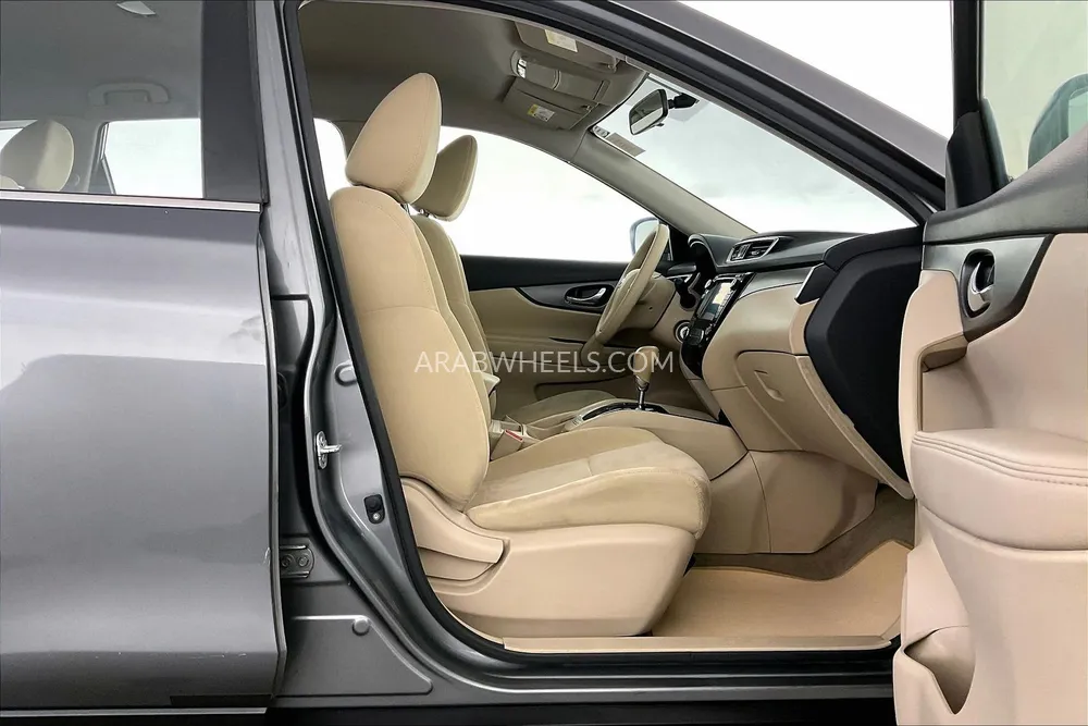 Nissan X-Trail 2016 for Sale in Sharjah Image-26