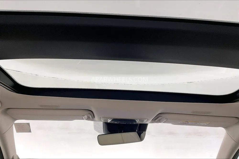 Toyota Crown 2023 for Sale in Sharjah Image-20