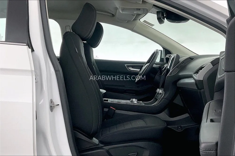 Ford Edge 2021 for Sale in Sharjah Image-13