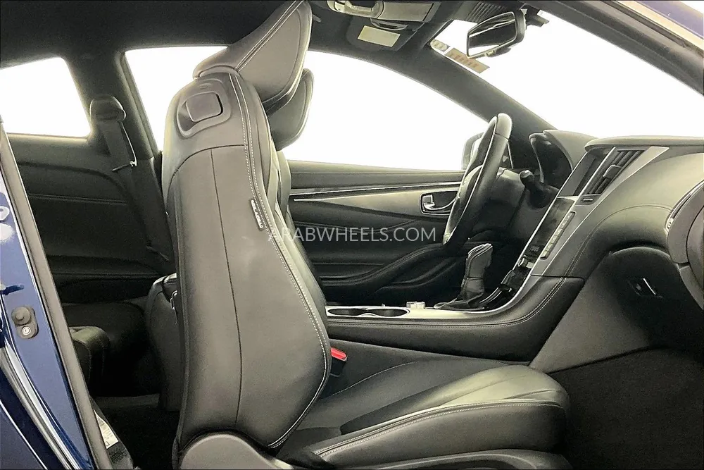 Infiniti Q60 2022 for Sale in Sharjah Image-13