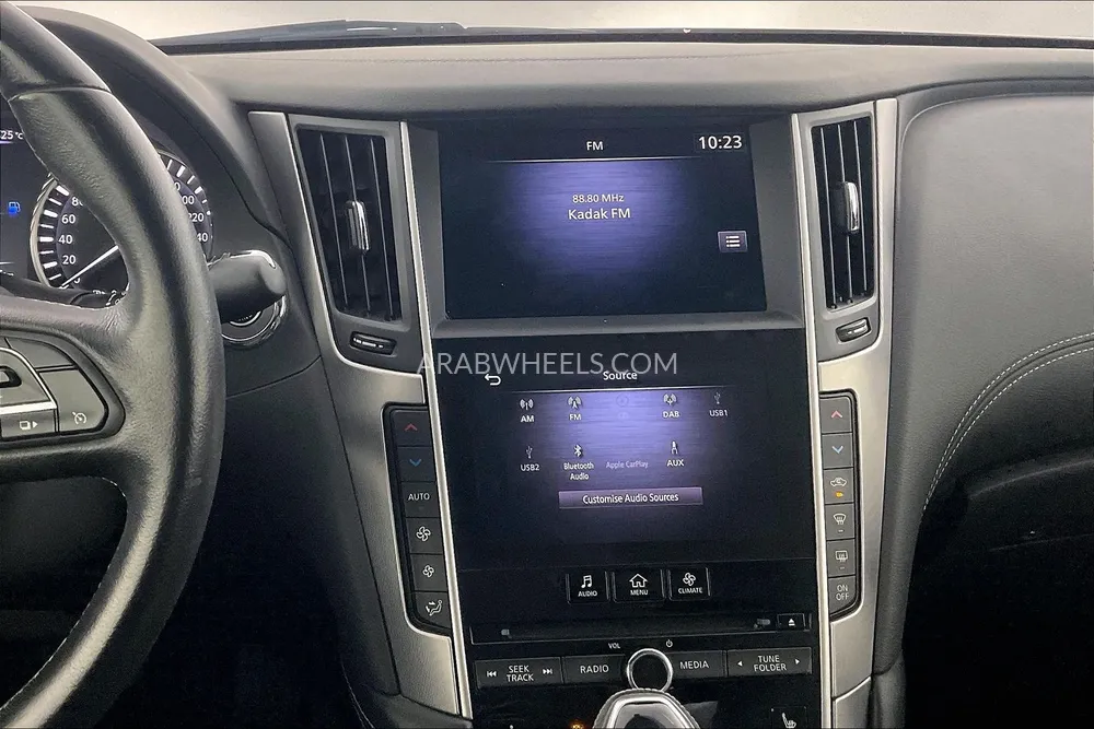 Infiniti Q60 2022 for Sale in Sharjah Image-28