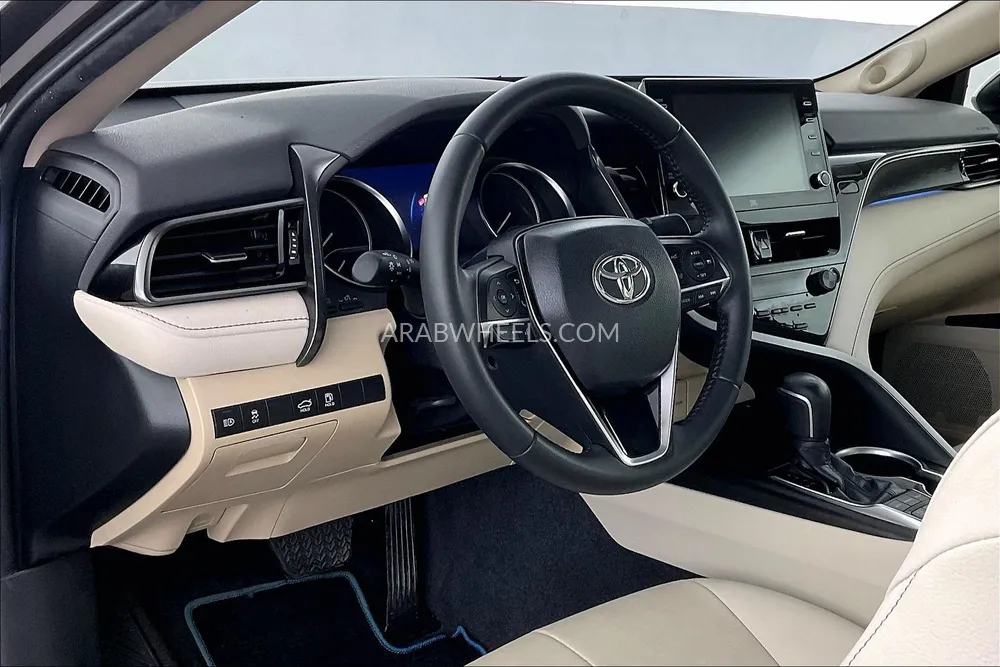 Toyota Camry 2024 for Sale in Dubai Image-26
