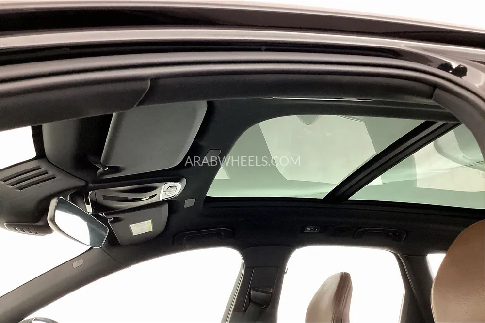 فولفو إكس سي 60 2021 for Sale in الشارقة Image-20