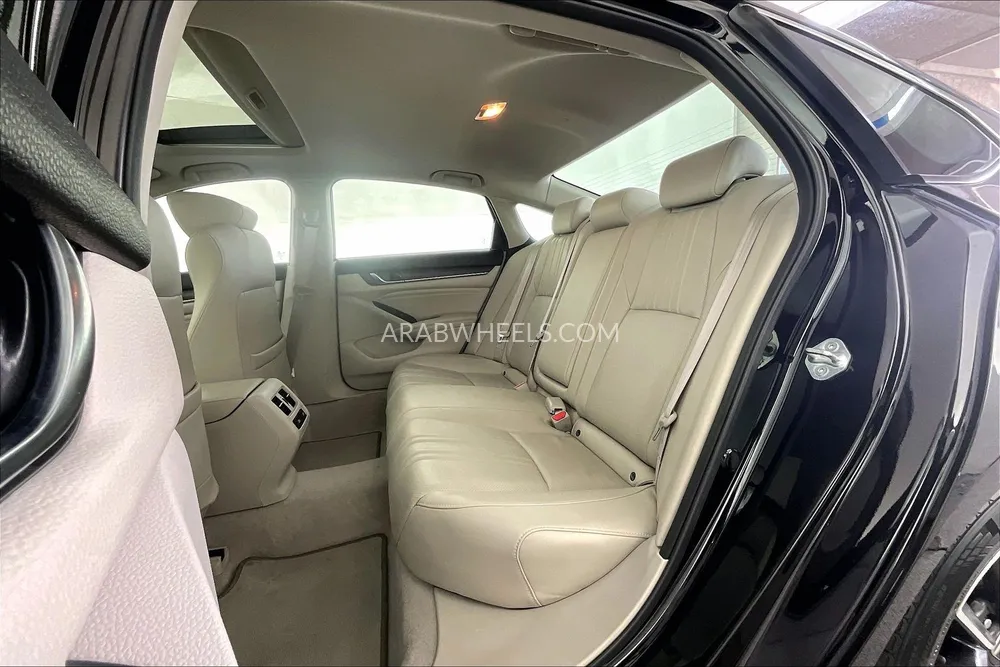 Honda Accord 2022 for Sale in Dubai Image-14