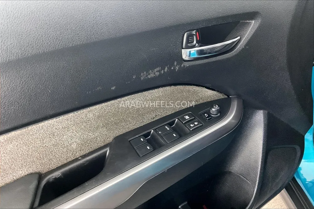 Suzuki Vitara 2020 for Sale in Dubai Image-34