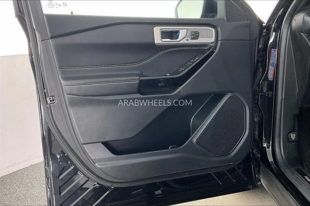 Ford Explorer 2022 for Sale in Dubai Image-19