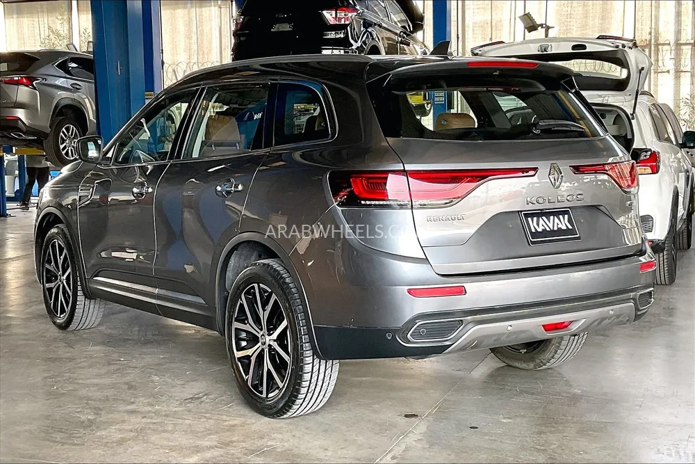 Renault Koleos 2023 for Sale in Sharjah Image-4