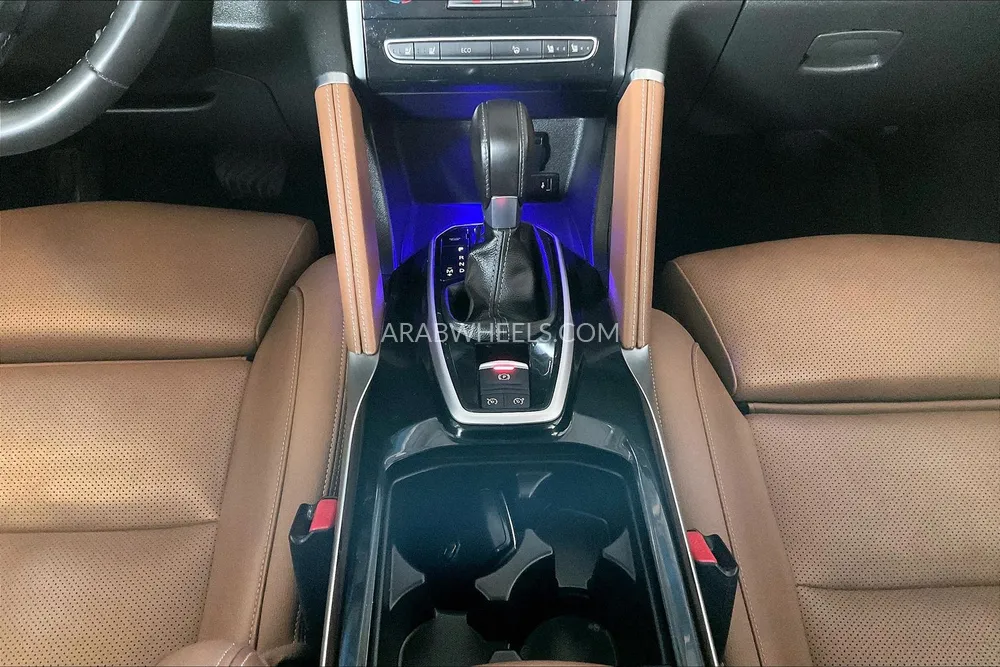 Renault Koleos 2023 for Sale in Sharjah Image-24