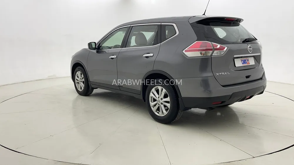 Nissan X-Trail 2017 for Sale in Dubai Image-5
