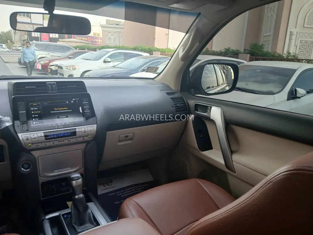 تويوتا لاند كروزر برادو 2019 for Sale in دبي Image-15