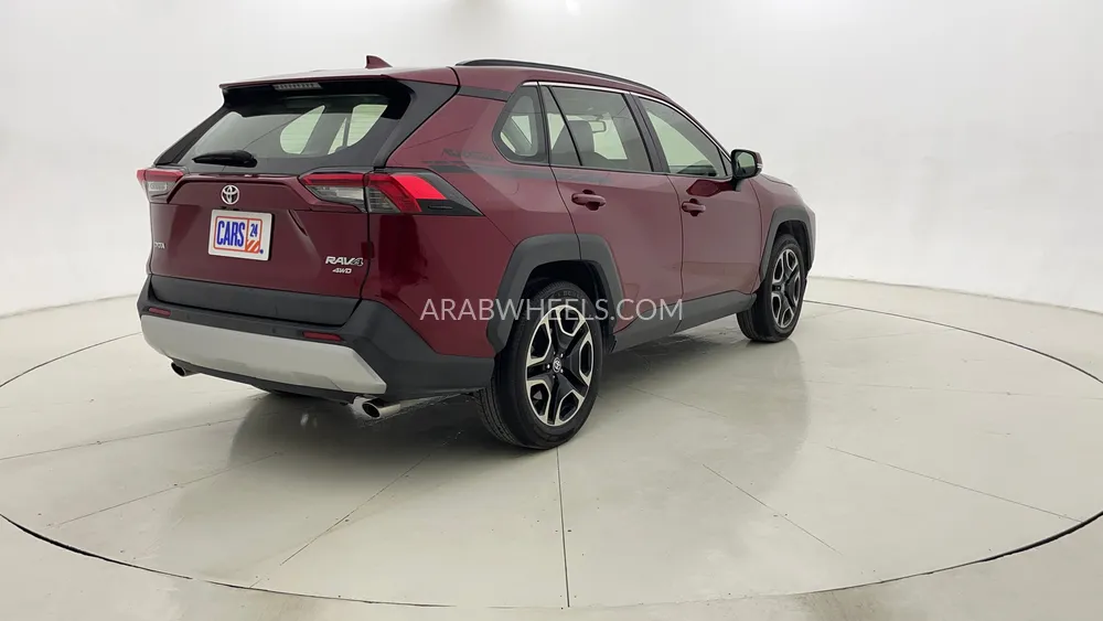 Toyota Rav4 2021 for Sale in Dubai Image-3