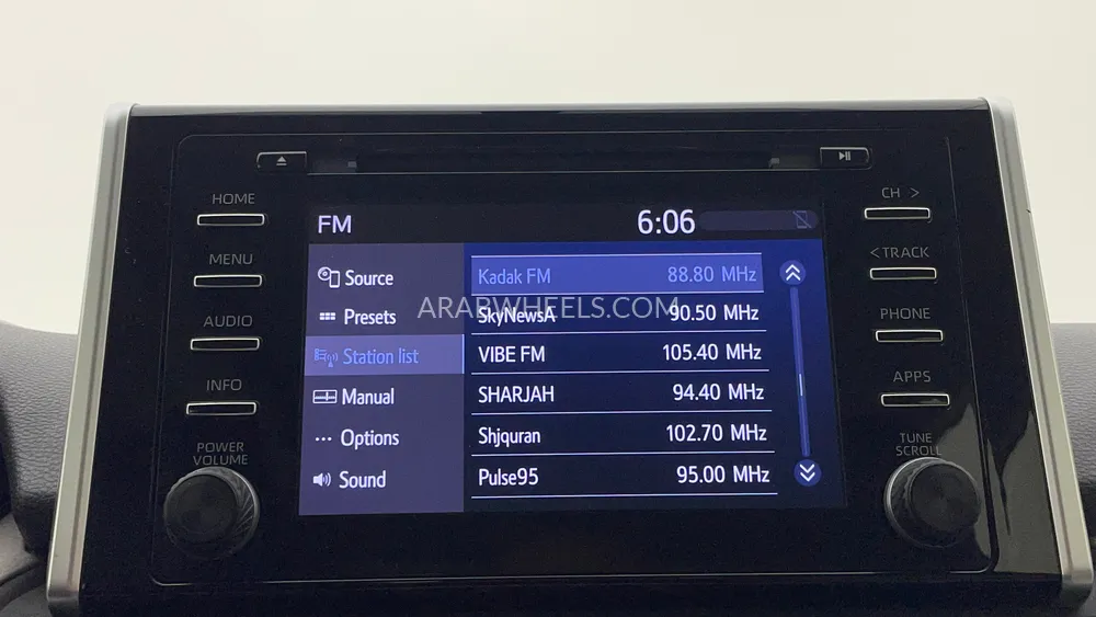 Toyota Rav4 2021 for Sale in Dubai Image-15