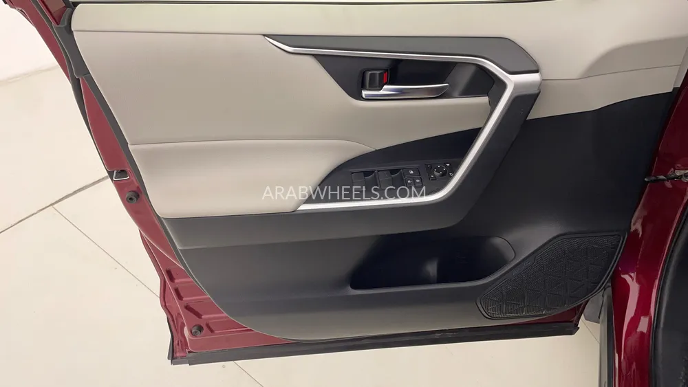 Toyota Rav4 2021 for Sale in Dubai Image-19