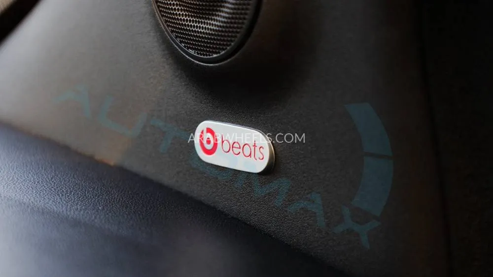 Abarth 695 2023 for Sale in Dubai Image-29