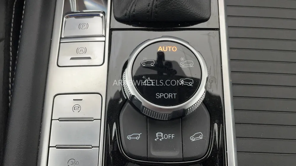 MG RX8 2023 for Sale in Dubai Image-39