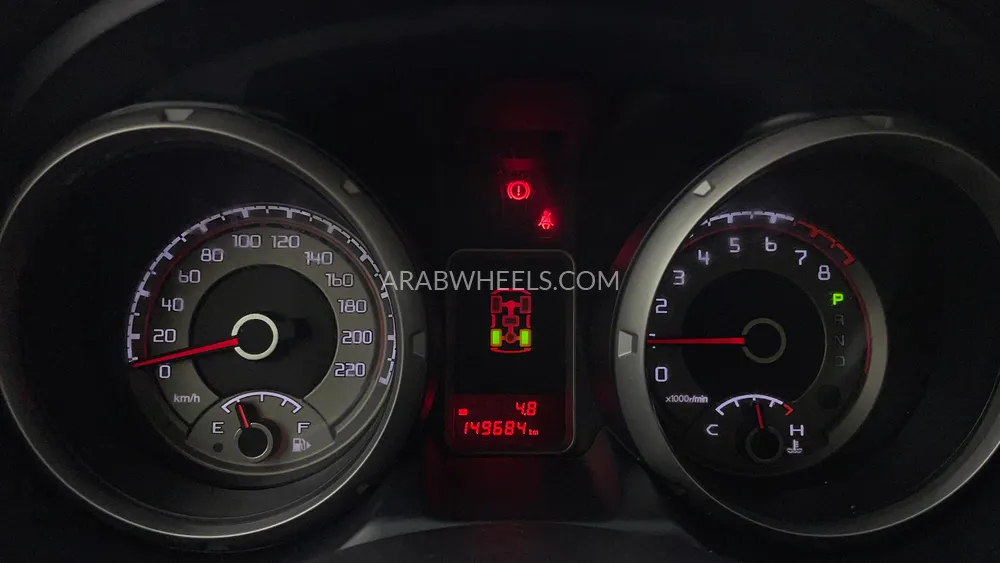 ميتسوبيشي باجيرو 2017 for Sale in دبي Image-13