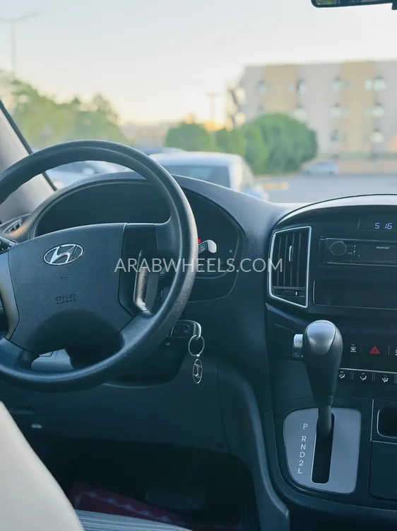 هيونداي H1 2019 for Sale in دبي Image-15
