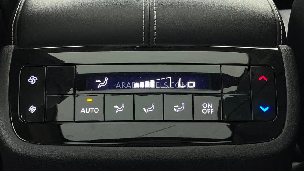 إنفينيتي QX60 2023 for Sale in دبي Image-51