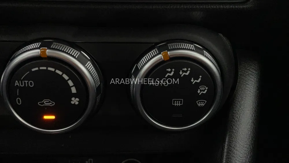 Mazda CX 3 2024 for Sale in Dubai Image-40